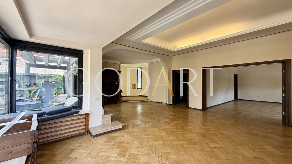 Apartament 5 camere | Central | 215.5 mp - Poză 4
