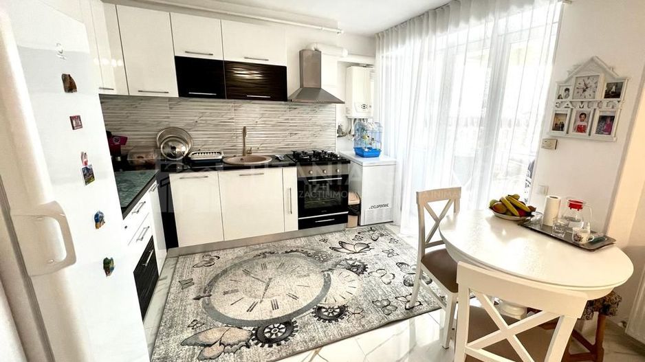 Garsoniera cocheta spre inchiriere in Coresi - Poză 1