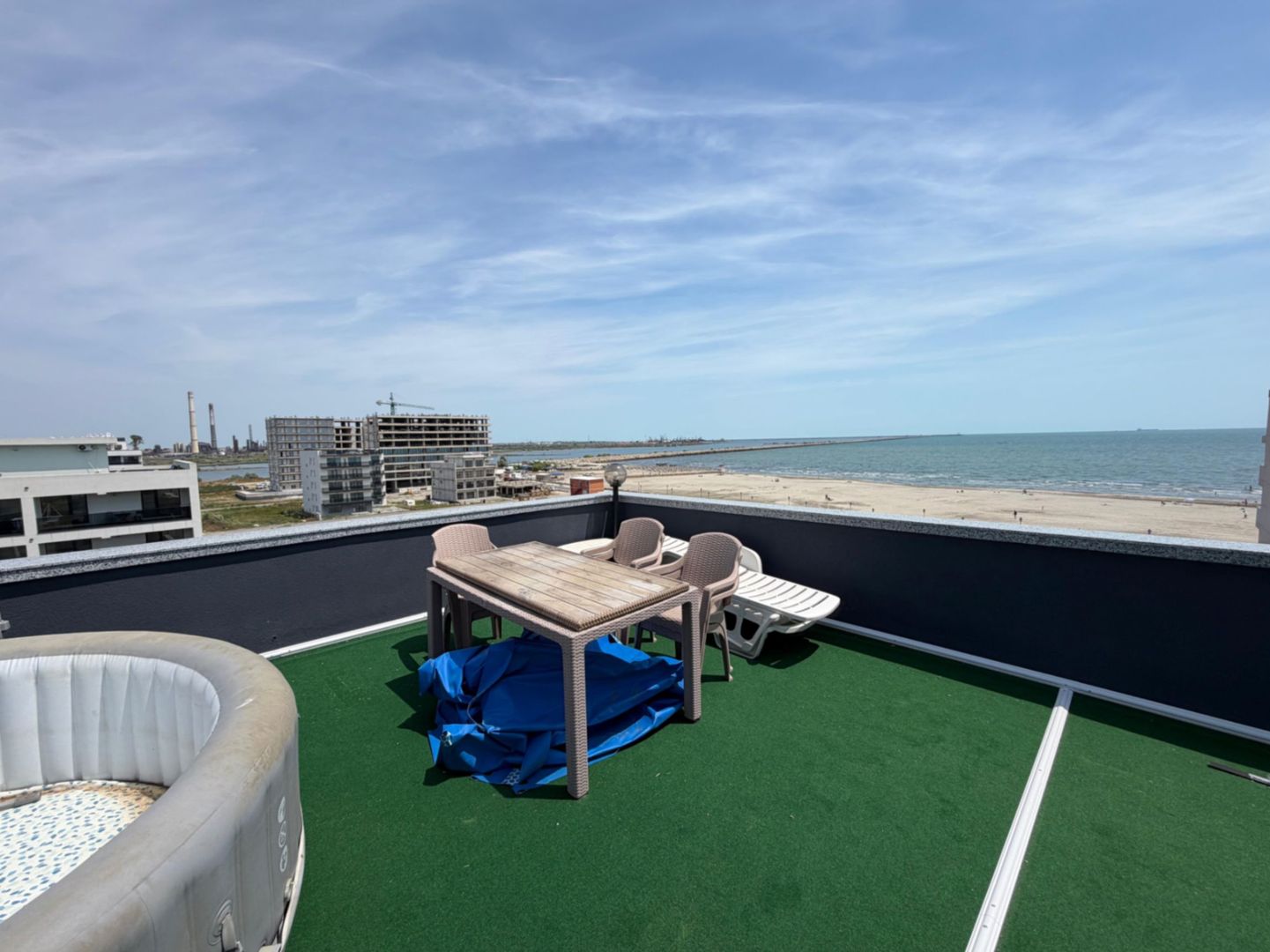 Penthouse Mamaia + 2 terase + curte 3 locuri de parcare - Poză 24