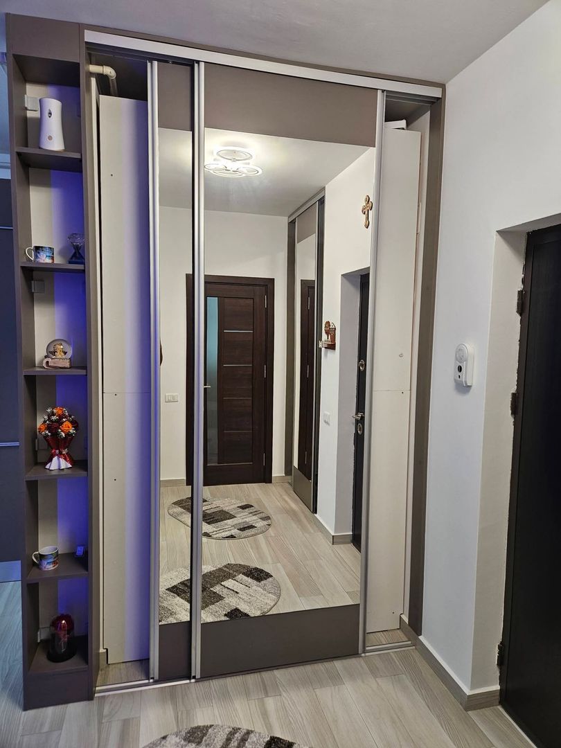 AP. 2 CAMERE APARATORII PATRIEI, CENTRALA, PARCARE, METROU 15 MINUTE - Poză 3