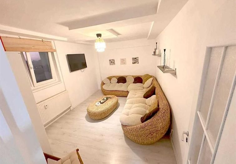Apartament 2 camere renovat recent vis a vis de Mega Mall - Poză 1