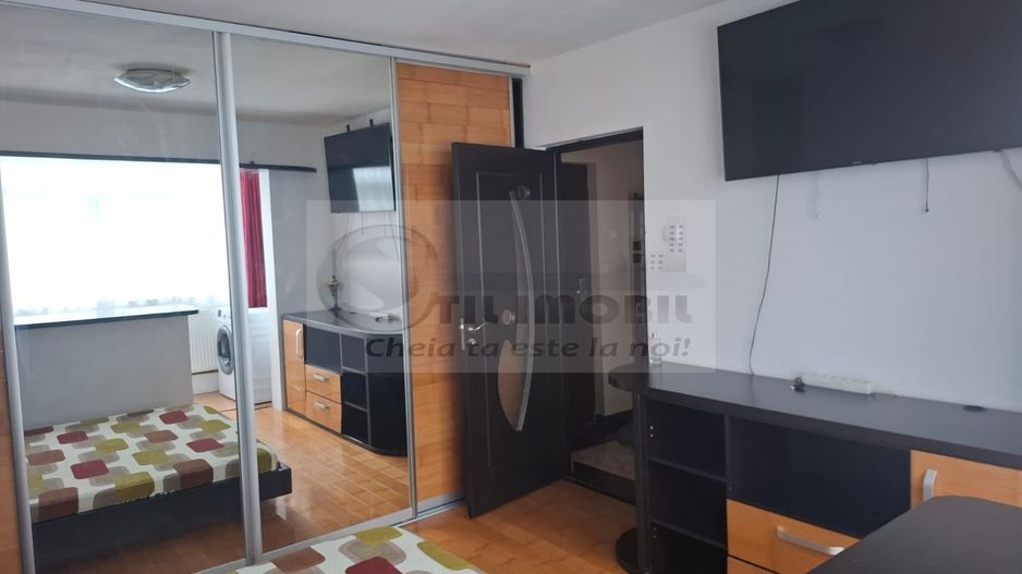 Apartament 3 Camere Podul de Piatra - 550 euro - Poză 7