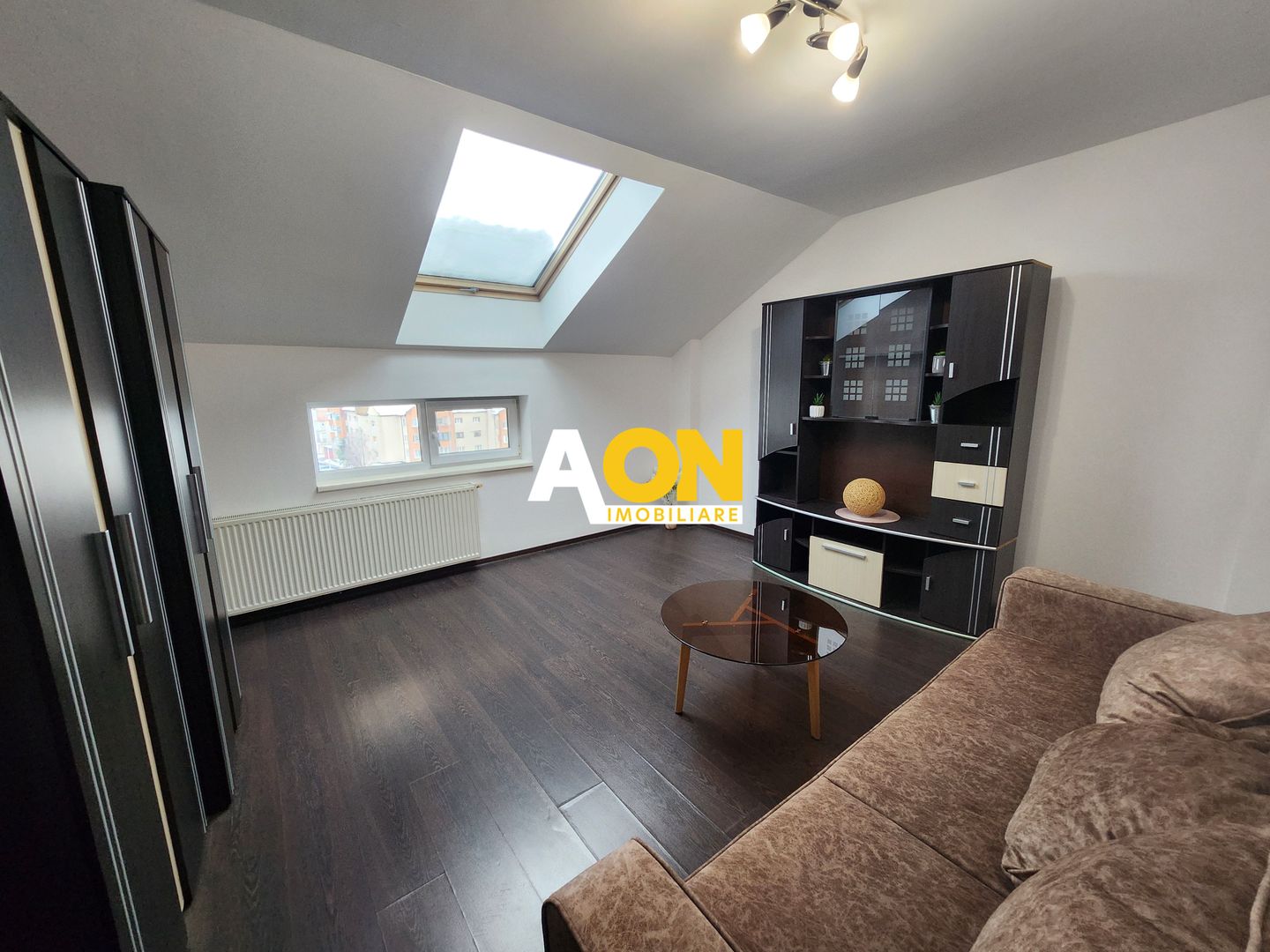 De inchiriat apartament 2 camere, bloc nou, zona Tolsoi - Poză 1