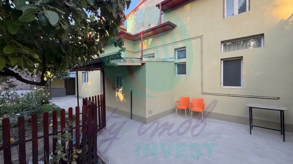 Căsuță interbelică în Cartierul Evreiesc | 225 mp teren | Curte liberă 135 mp - Poză 2