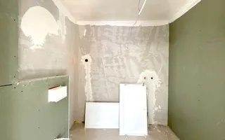 Apartament cu 3/4 camere/87mp/3 minute de statii autobuz. - Poză 15