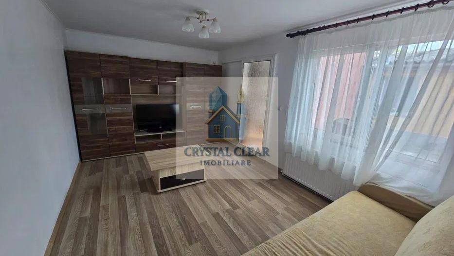 Casă cu 4 camere în curte comună - zona Dâmbu Pietros/Tudor - Poză 2