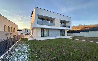 Casă spectaculoasă cu terasă panoramică cartierul Voroneț - Poză 11