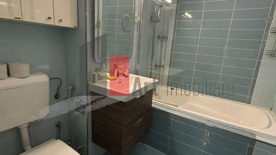 2 Camere Decebal - Poză 1