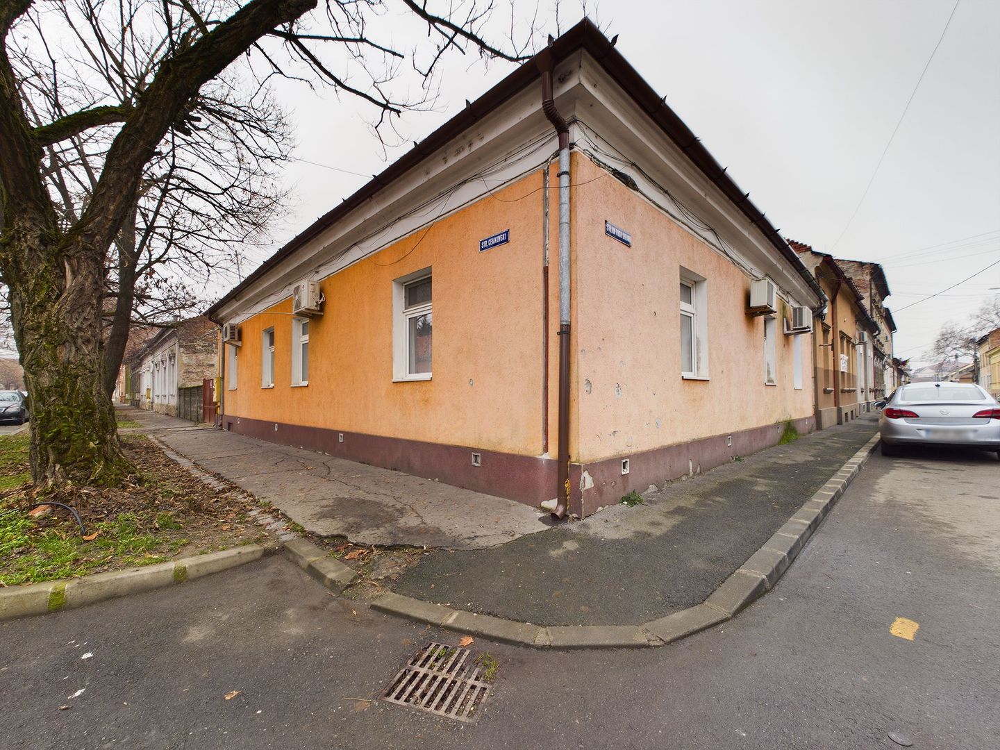 Apartament cu 4 camere la casa in centru - Poză 15