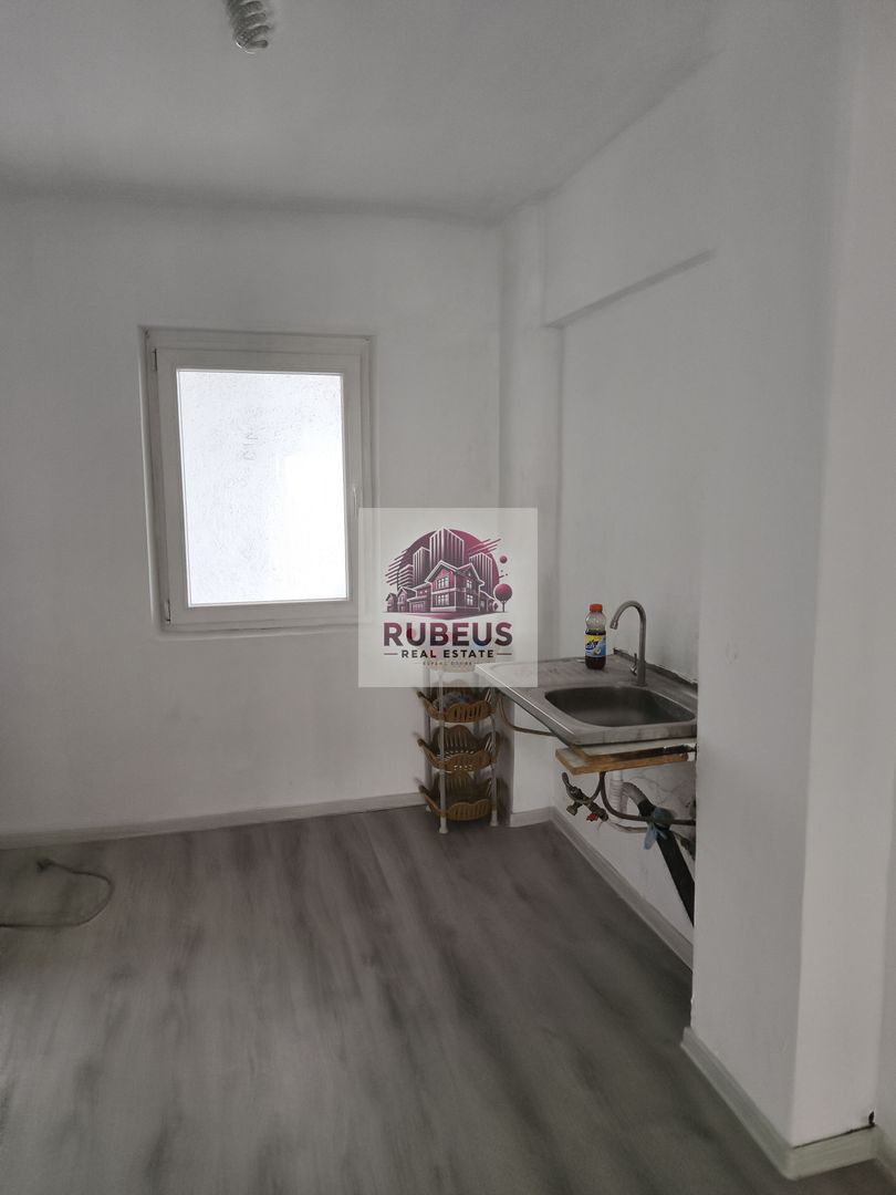 Apartament 4 camere, 77 mp, 2 balcoane, etaj 3 – Topolniței - Poză 2