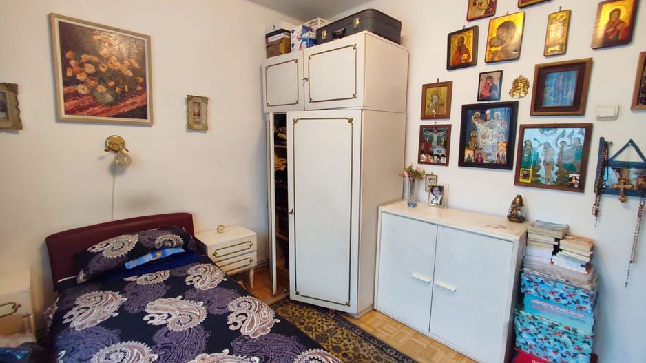 3 camere Etaj 1 in  Piata Mihai Viteazu - Poză 2