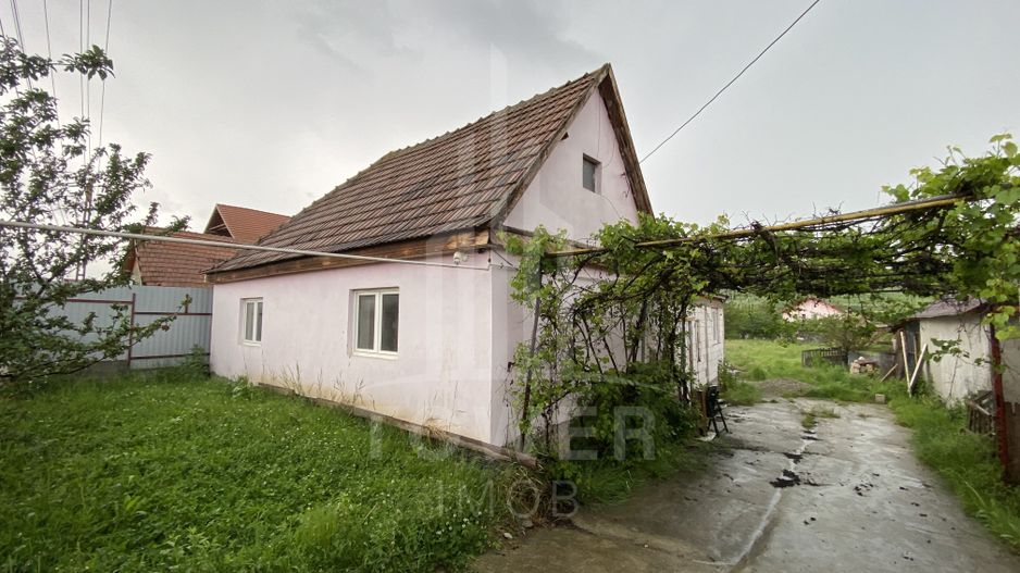 Casă de vânzare | 100 mp utili | Teren 980 mp | Daia - Poză 1