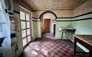 Casa cu teren de 342 in zona Unirii-Calea Calarasilor - Poză 11