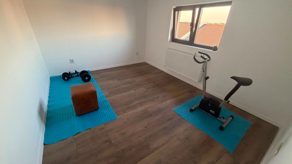 CASA INSIRUITA  - PISCINA, TOATE UTILITATILE, MOBILATA, COMISION 0% - Poză 10