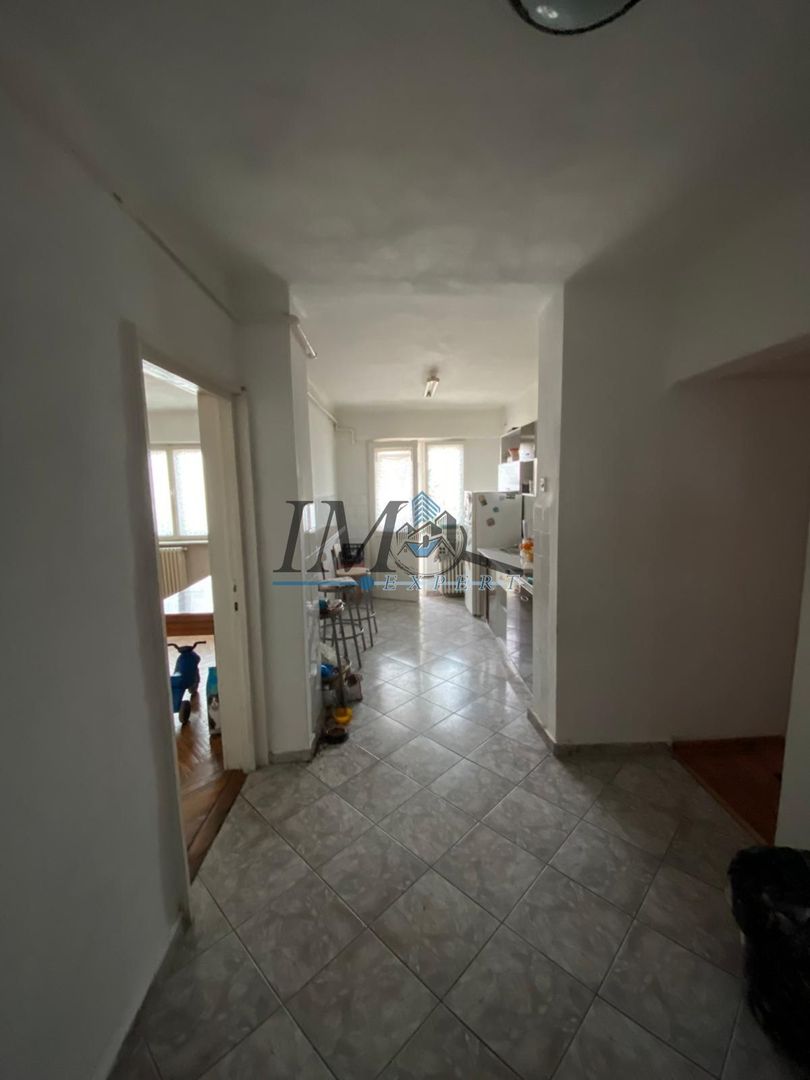 Apartament cu 4 camere de vanzare in zona Closca in Alba Iulia - Poză 2