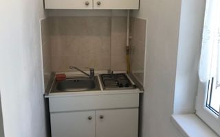 BRASADAS vinde garsoniera la etajul 4/4 in zona Careiului. - Poză 4