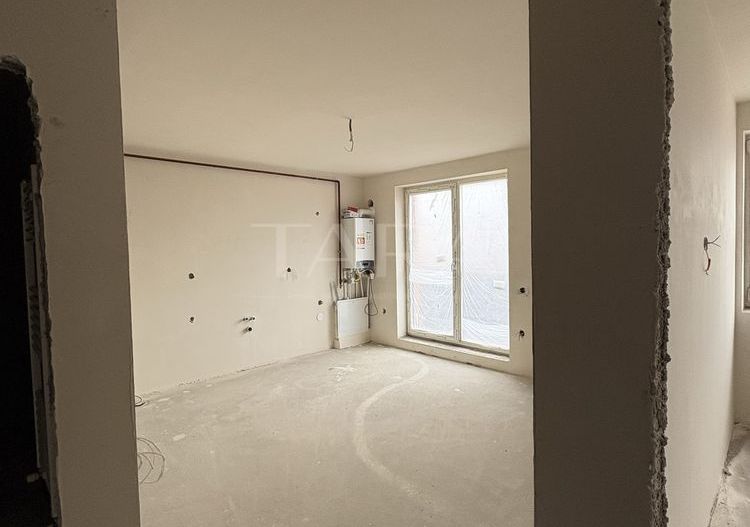 Apartament 3 camere de vânzare, zona Valea Chintăului. - Poză 1
