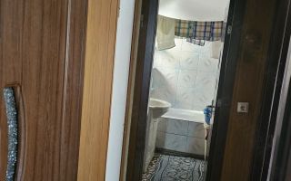 Apartament cu 3 camere zona Centru/Bazar ~ etaj 3 ~ cu imbunatatiri - Poză 6