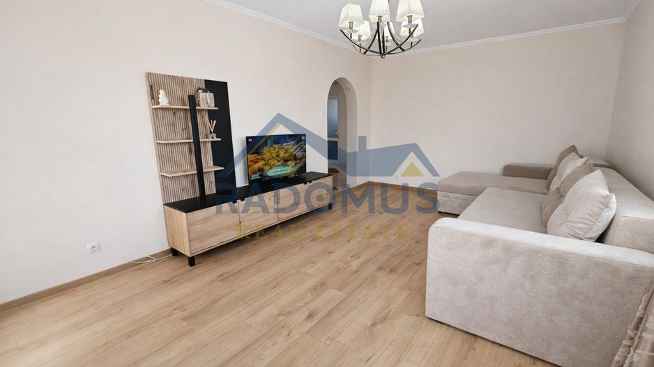 Ultracentral - 3 camere decomandat - 2 băi - 2 balcoane - Poză 2