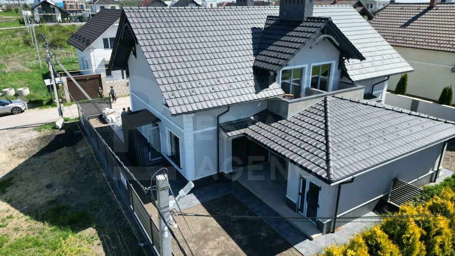 Vânzare, casă, 4 camere, str. Sfânta Vineri, Tohatin - Poză 1