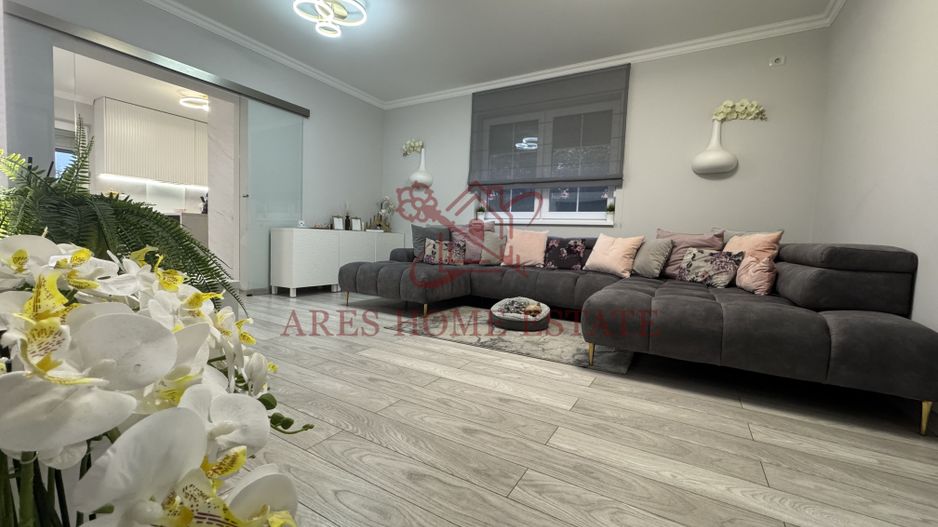 Casa in stil mediteranean, ultrafinisată 5 camere, 3 bai + curte. - Poză 1