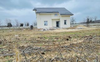 Casă / Vilă cu 5 camere de vânzare în Oncea, Oradea - Poză 3