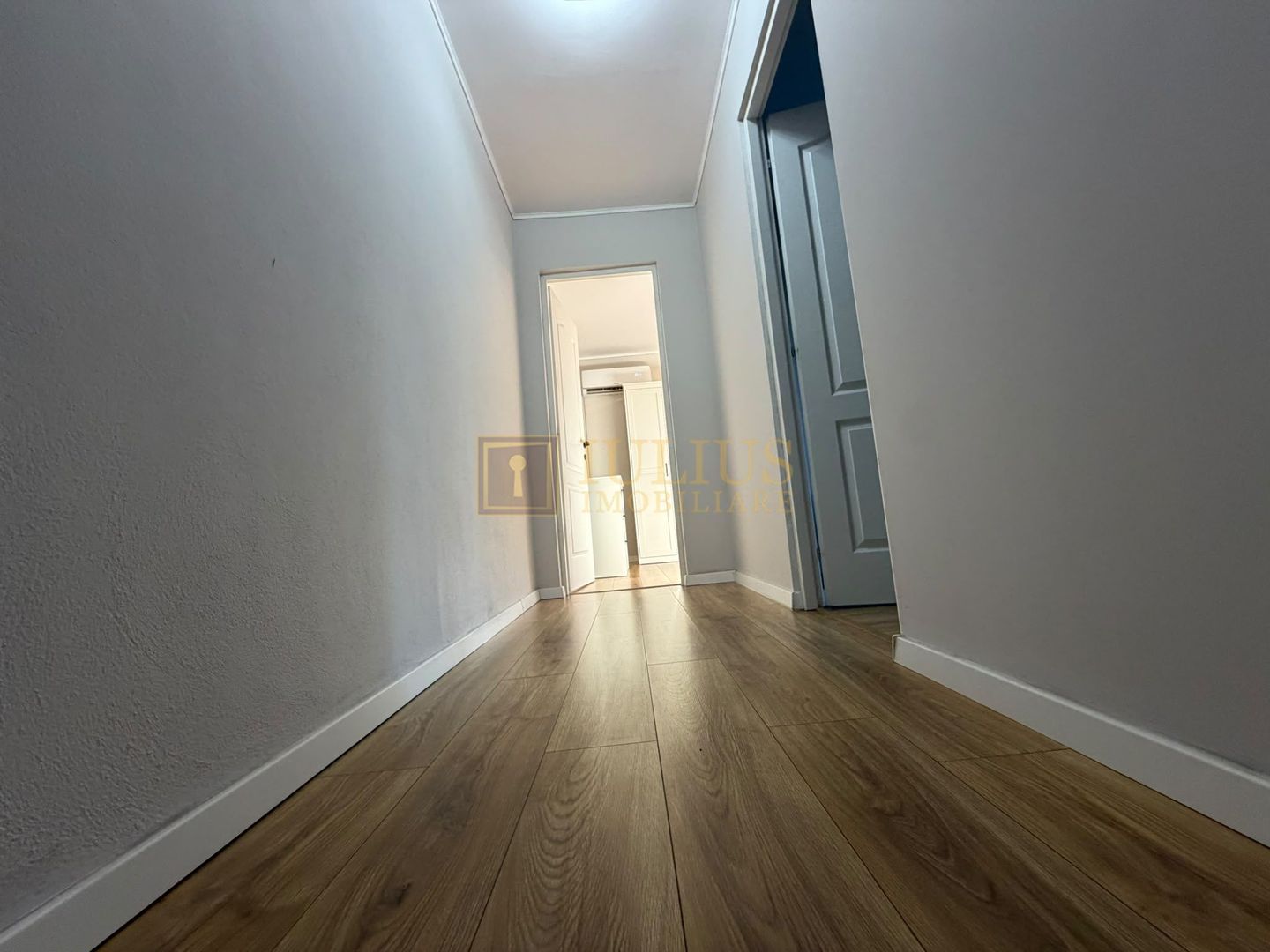 2 camere, zona Sala Olimpia - stadion Dan Paltinisan -Complex Studentesc - Poză 17