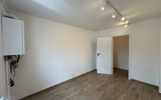 Apartament 3 camere 64 mp utili 2 bai etaj 1 complet renovat Strand - Poză 12