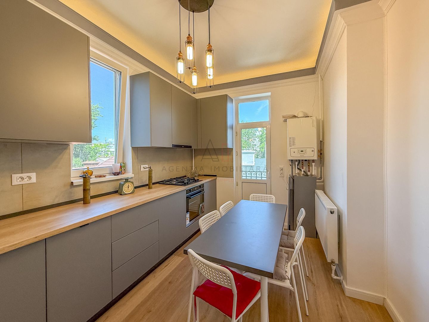 5 camere si 3 balcoane I Calea Dorobanti – 170 mp de stil - Poză 9