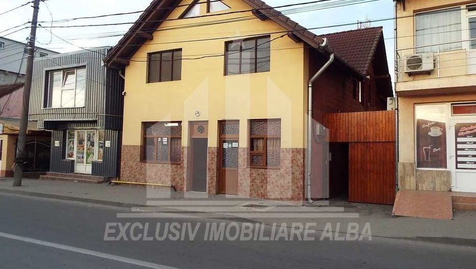Casa individuala de vanzare cu destinatie comerciala, Maieri - Poză 1
