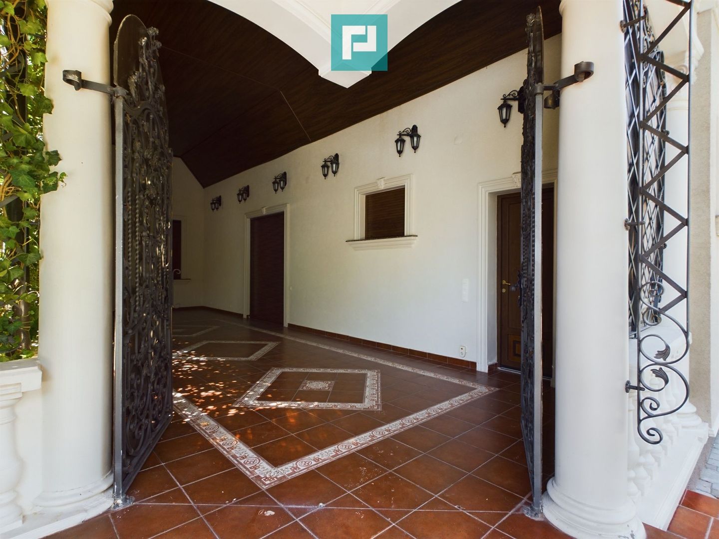 Vilă luxoasă în Serbia - Poză 31