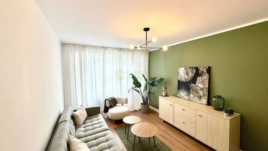 Apartament decomandat 2 camere |  Piata Victoriei - Poză 3