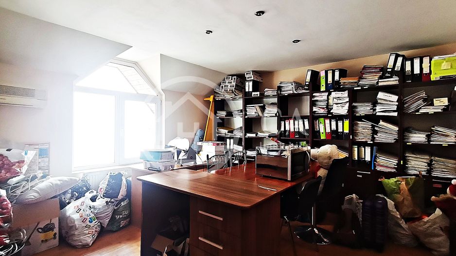 Spatiu comercial cu 5 camere de inchiriat in zona Dragos Voda, Oradea - Poză 14