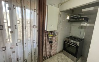 Soarelui-Gen. 30 | 3 camere | Centrala proprie | 2 balcoane - Poză 4