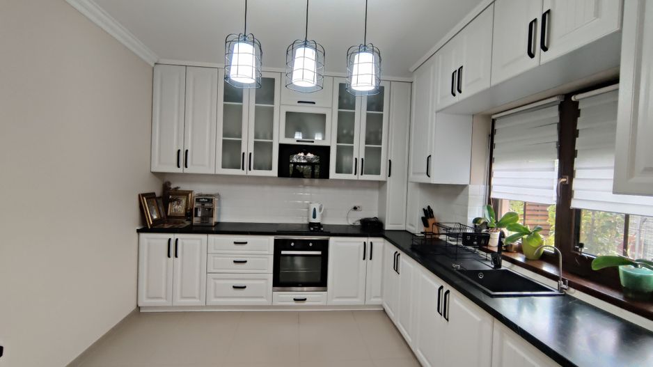 CASA  DEOSEBITA LA  SACALAZ IN SUPRAFATA DE 153 MP - Poză 9