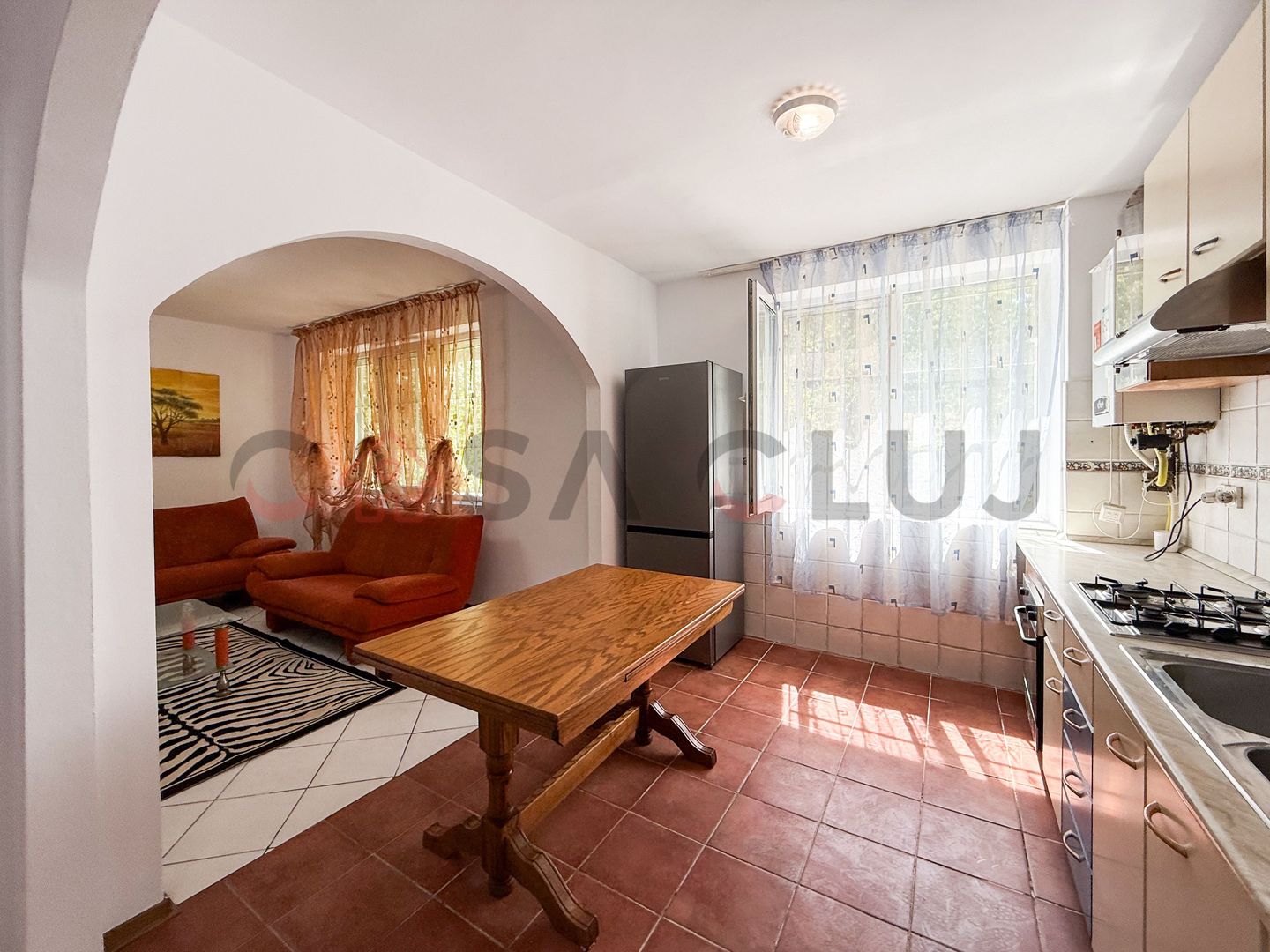 2 camere, utilat si mobilat, ideal investitie - Poză 3