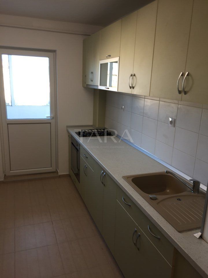 Apartament decomandat Mănăştur complet renovat şi utilat. - Poză 6