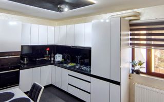 Apartament cu 3 camere in Dumbravita complet mobilat si utilat - Poză 3