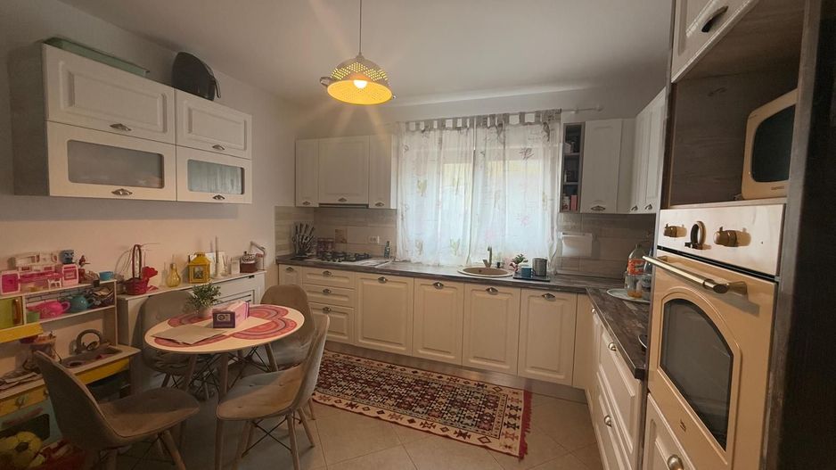 Casa insiruita/duplex - Dumbravita - Poză 2