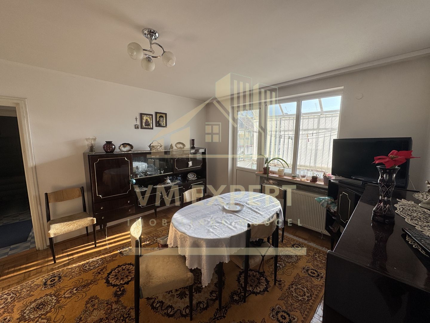 APARTAMENT 3 CAMERE ULTRACENTRAL, ETAJ 4, CAMPULUNG - Poză 3