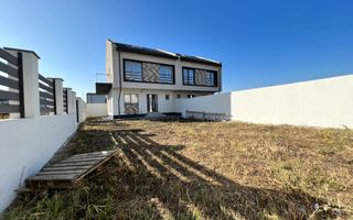 Comision 0! Vila Otopeni - 23 August Finisaj la alegere - Poză 1