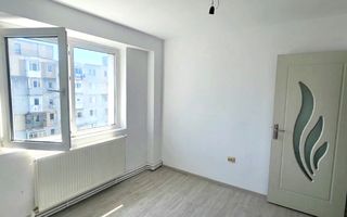 De vanzare apartament cu 2 camere, renovat, etaj9, Viziru 3, 43.000 euro - Poză 2