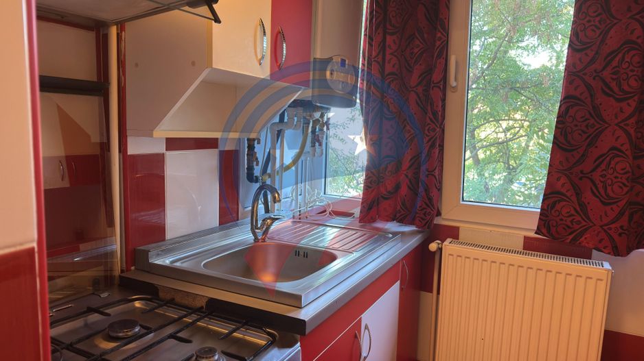 Garsonieră de 40 mp transformată în 2 camere – de închiriat - Poză 4