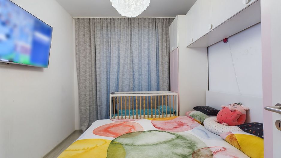 Apartament modern cu 3 camere și curte privată generoasă – Dumbrăvița - Poză 6