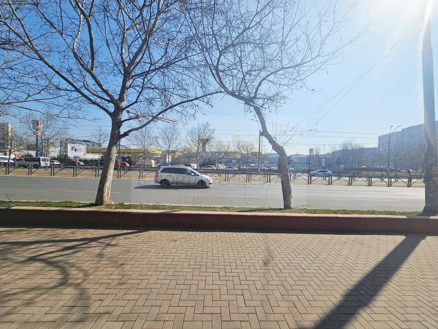 Spațiu de închiriat Mihai Bravu | Parter | Ideal manichiură, masaj, birou - Poză 3