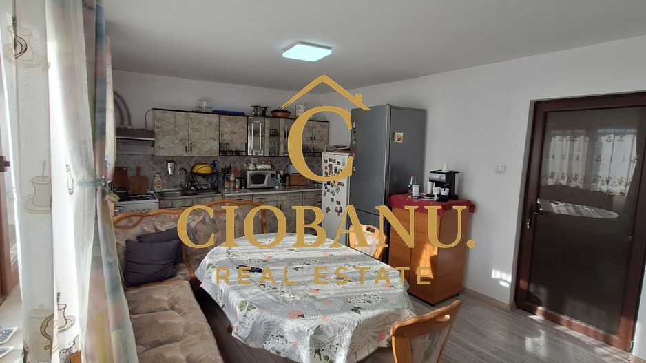 Casa de vanzare zona Campia Islaz - Poză 14