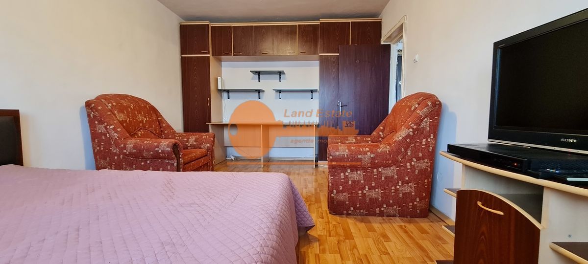 Garsoinera la 700m de metrou Iancului - Poză 2