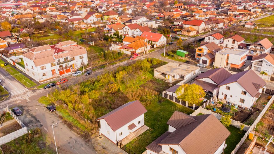 Vilă cu 3 camere la cheie în Bujac - Poză 2