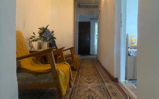 Vanzare apartament cu 3 camere , decomandat in Targoviste- Micro 12 - Poză 6