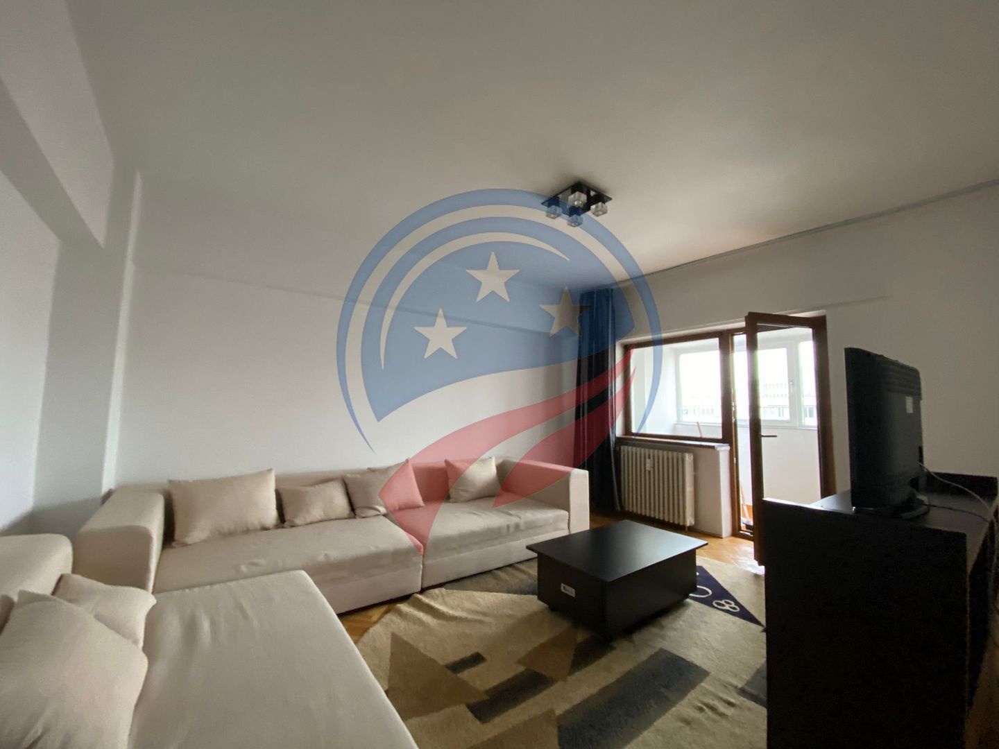 CHIRIE AP 3 CAMERE CENTRU MODERN - Poză 2